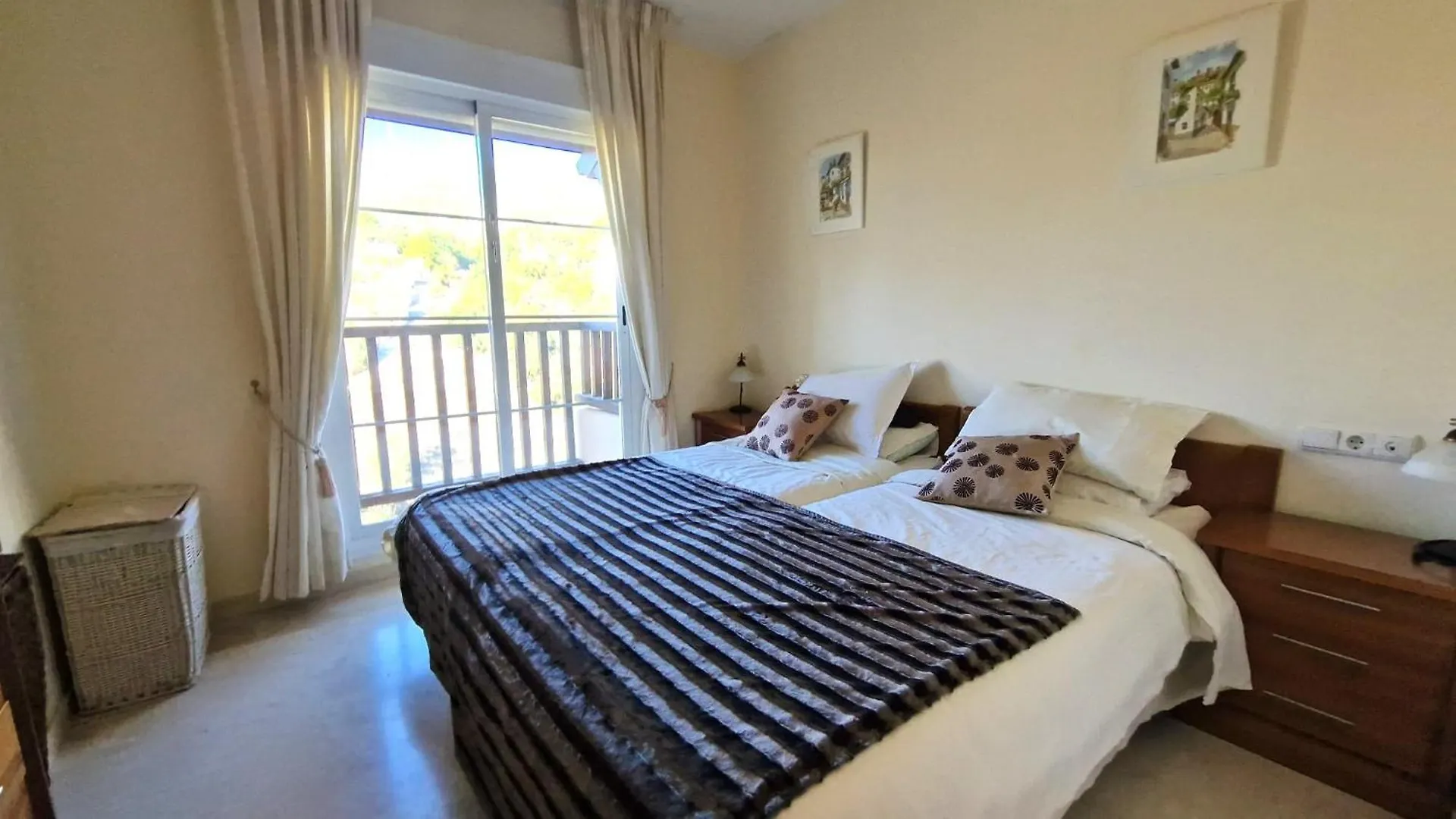 Arenal Golf 2 Bedroom Apartment Benalmádena