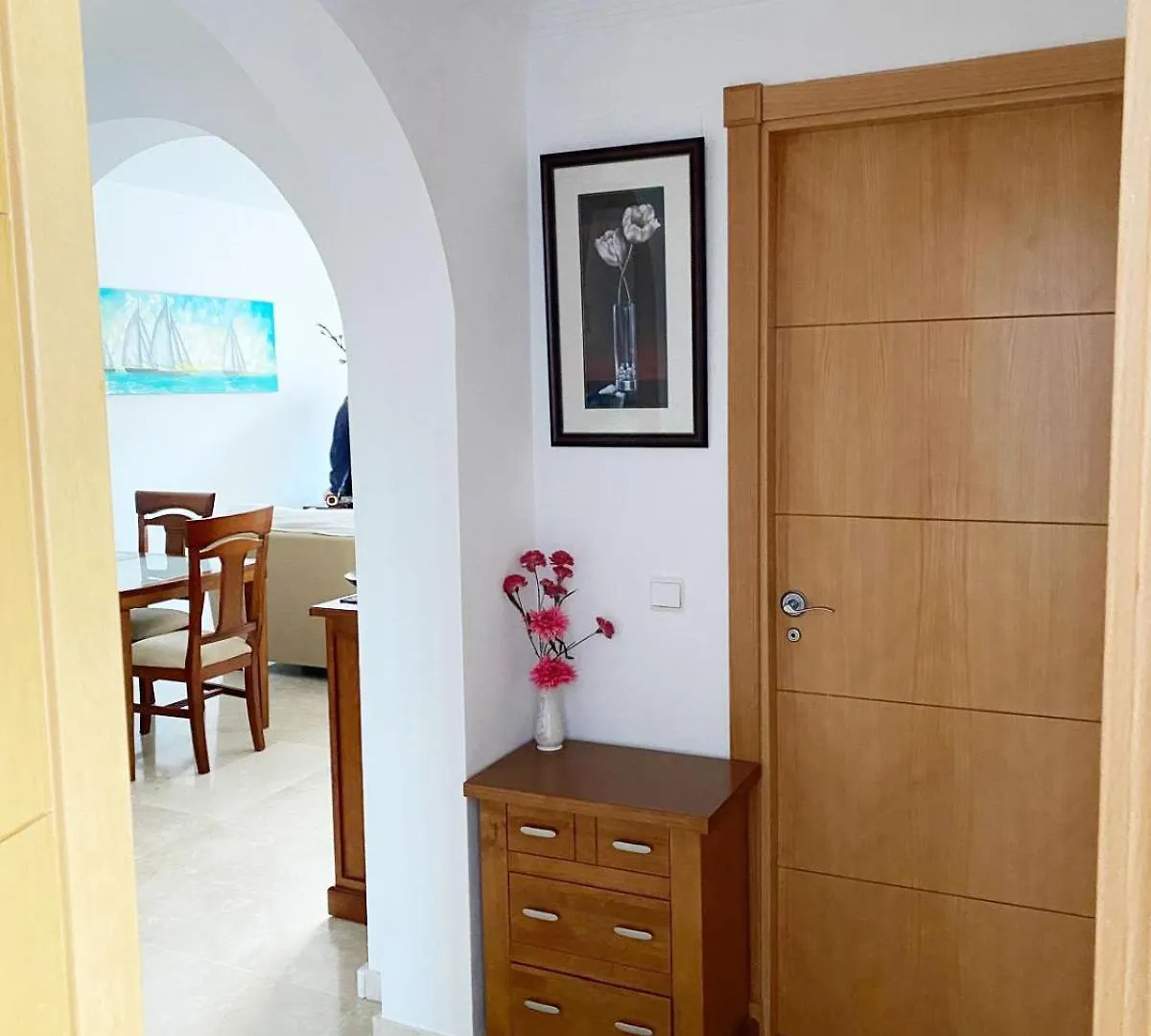 Arenal Golf 2 Bedroom Apartment ベナルマデナ スペイン